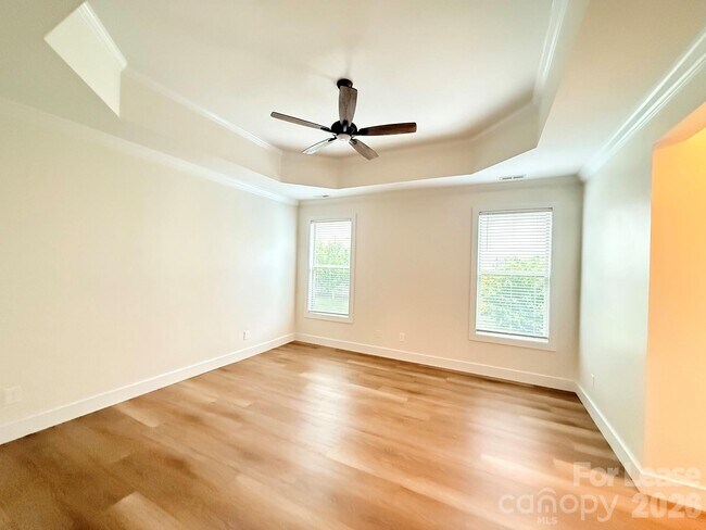 Building Photo - 5707 Verducci Ln