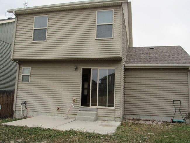 Building Photo - Charming 2 Story Doll House W/Unfinished Basement