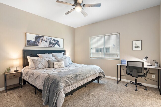 Building Photo - 2900 N Villere Ln