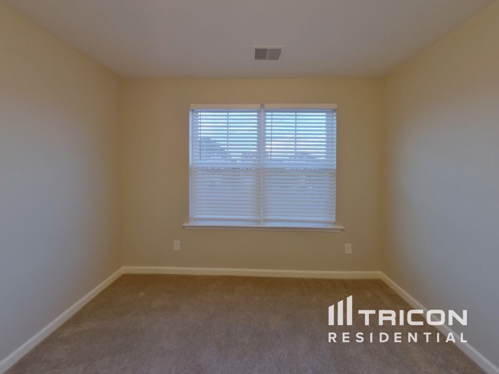 Building Photo - 112 Wainscot Oak Ln