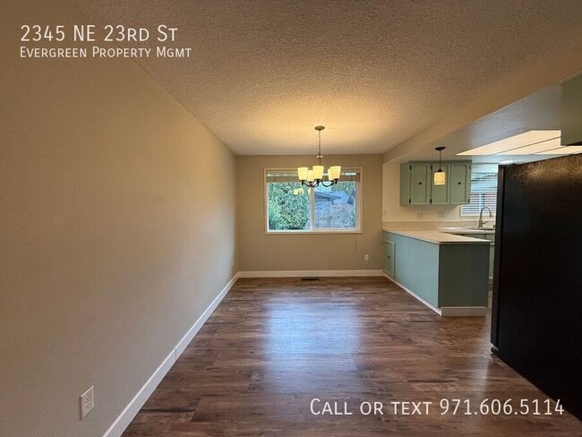 Building Photo - 2345 NE 23rd St