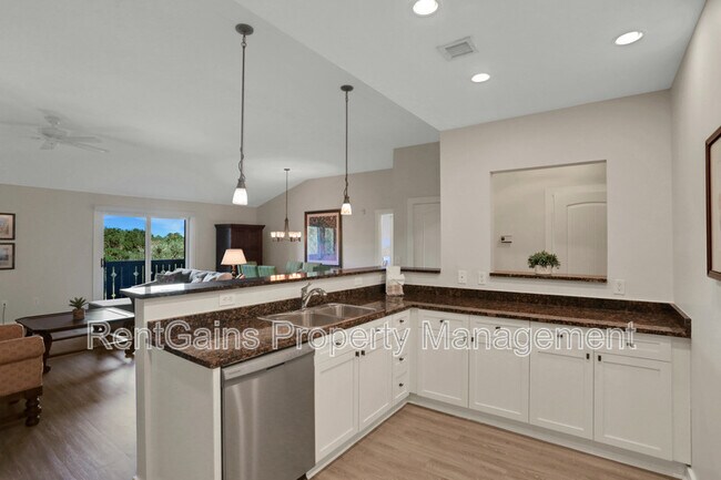 Building Photo - 965 Registry Blvd