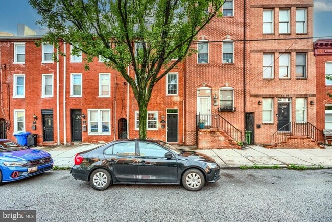 Building Photo - 1218 S Clinton St