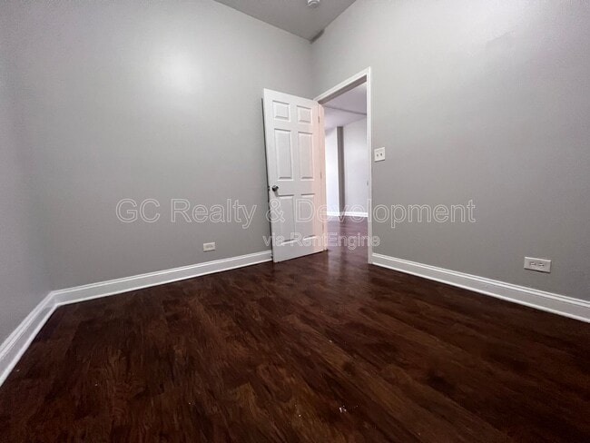 Building Photo - 7644 S Normal Ave