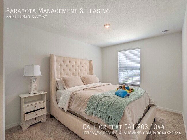 Building Photo - 8593 Lunar Skye St