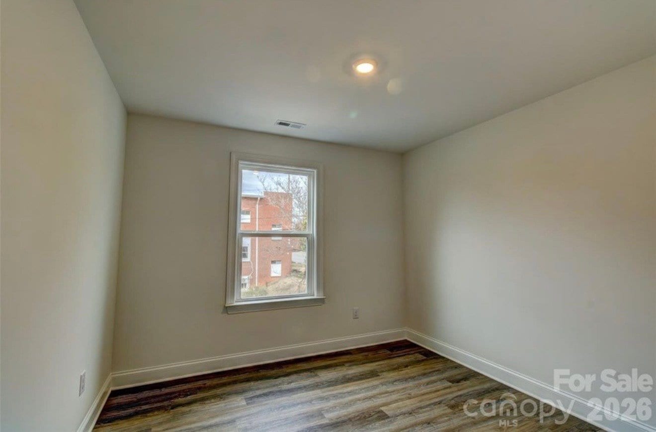 Building Photo - 340 Hudson St