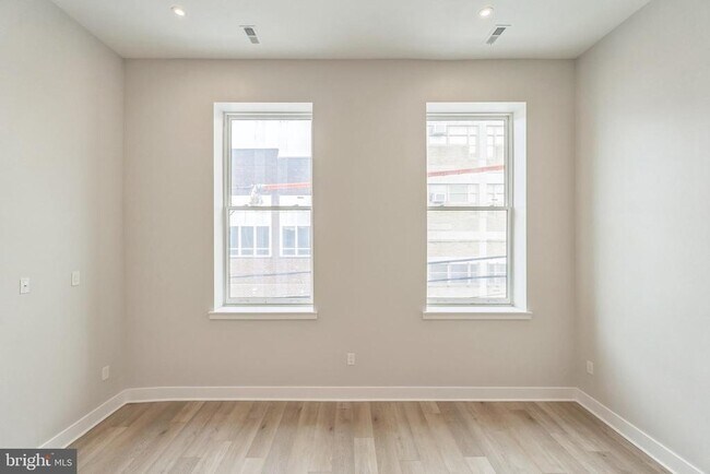 Building Photo - 1243 N 26th St