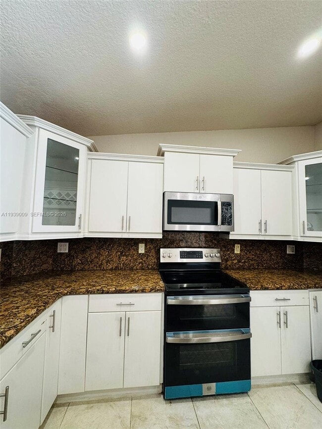 Building Photo - 19721 NW 52nd Ct