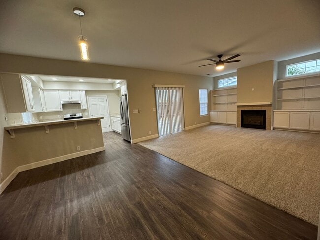 Building Photo - Available NOW - Stunning 3 Bed, 3 Bath Home in North Chico