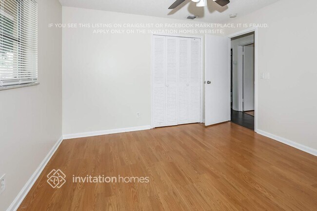 Building Photo - 3360 Gondolier Way