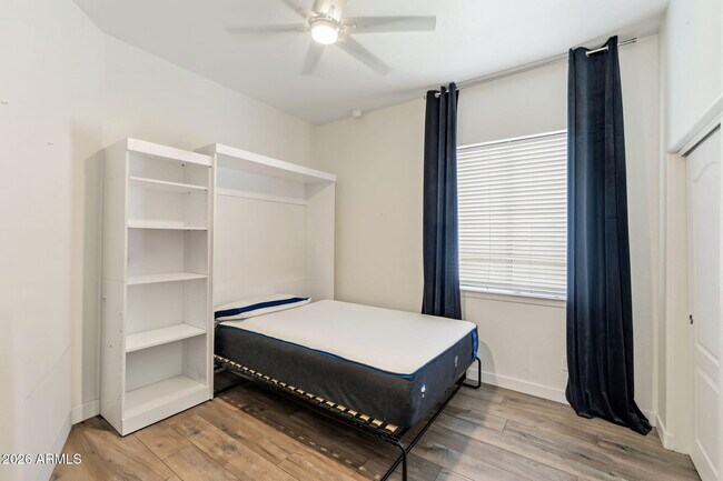 Building Photo - 10840 E Bahia Dr