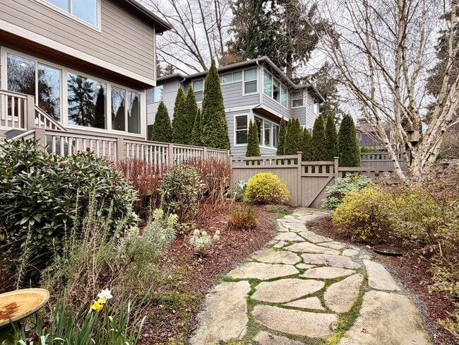 Building Photo - Cedar Park Home