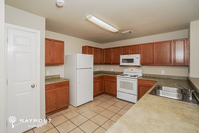 Building Photo - 9011 Timber Laurel