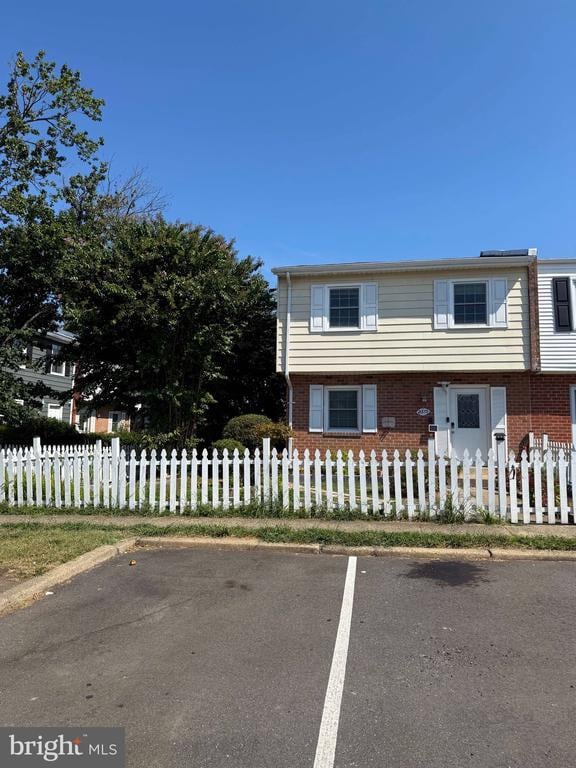 Building Photo - 2313 McClellan Ct