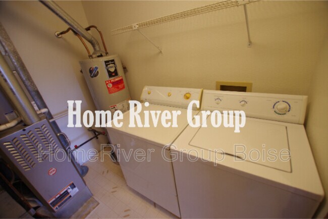 Building Photo - 5949 W Ellens Ferry Ct