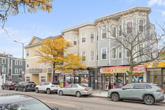 Building Photo - 239 Bowdoin St