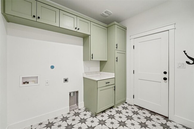 Building Photo - 416 Stagecoach Trail