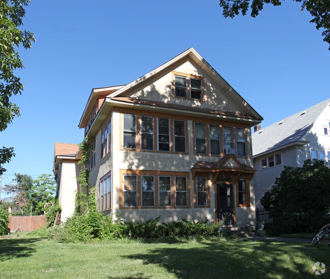Primary Photo - 3048 12th Ave S