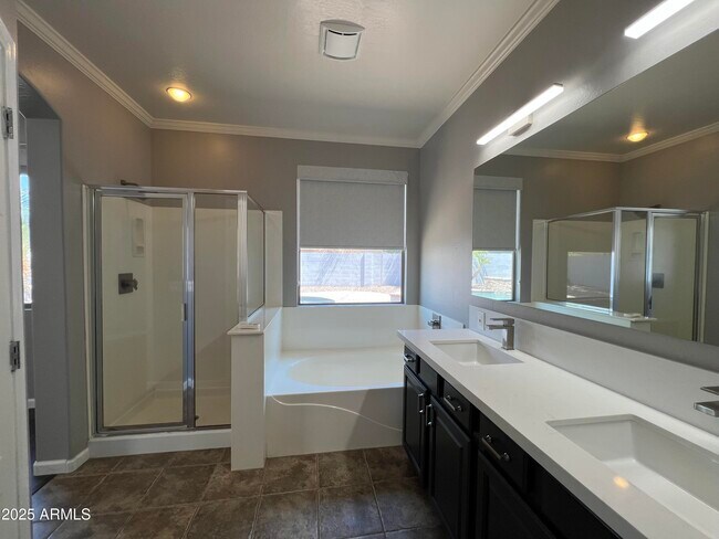 Building Photo - 6729 S Pewter Way