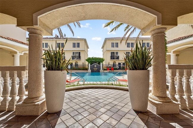 Building Photo - 105 S Bradford Bch Ct