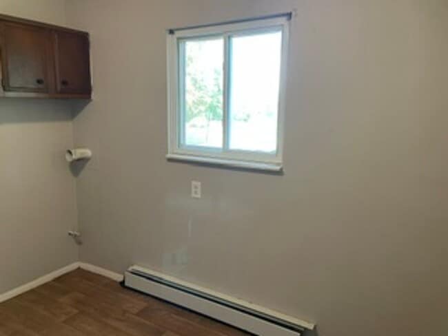 Building Photo - 138 Mendel Ct