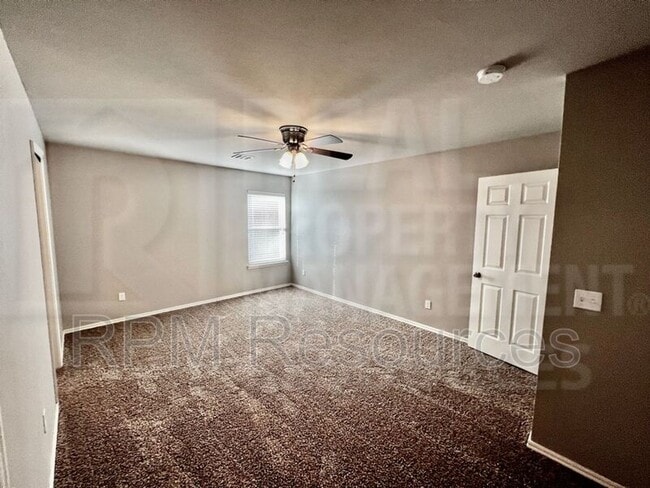 Building Photo - 2940 Cider Mill Ln
