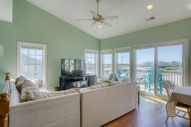 Building Photo - Coastal Duplex with Stunning Water Views — 4BR/3BA | Steps from the Beach!