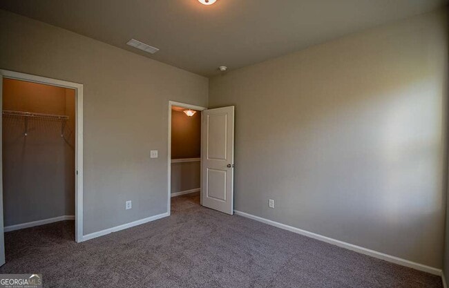 Building Photo - 104 Black Gum