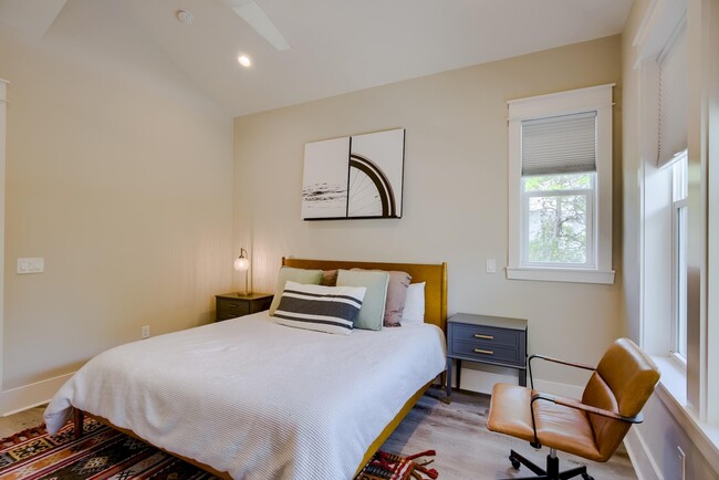 Building Photo - 40 Kristin Ct