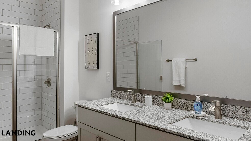 Building Photo - 2110 Birkhall St