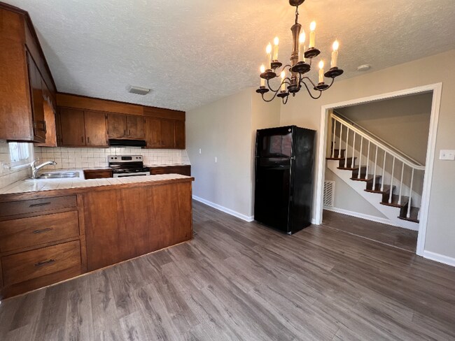 Building Photo - 234 Wildwood Dr