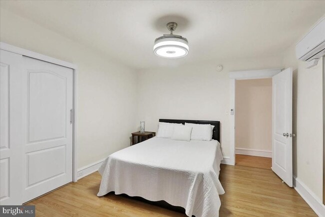 Building Photo - 405 Reading Ave