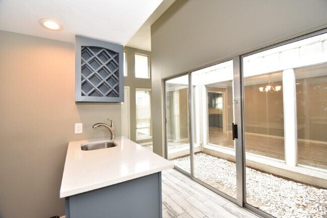 Building Photo - 1031 Red Rock Canyon Dr