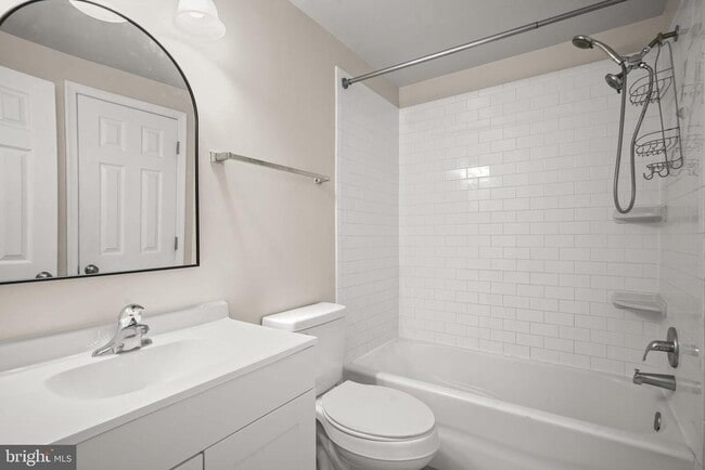 Building Photo - 12405 Gooderham Way