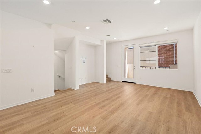 Building Photo - 3667 Elm Ave