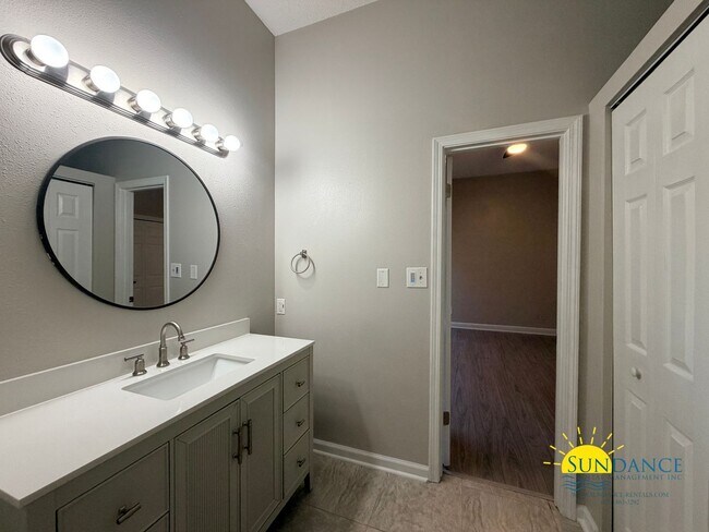 Building Photo - Fully Renovated 4-Bedroom Home on a Quiet Cul-de-Sac!