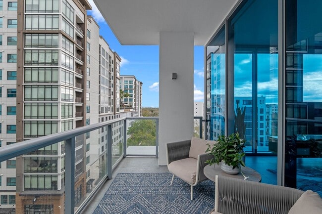 Building Photo - Luxury Corner Unit in Downtown Orlando’s Premier High-Rise Building