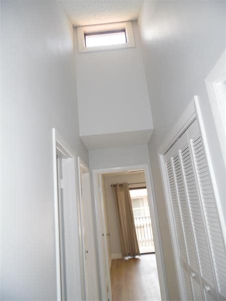 Building Photo - 4013 SW 68th Ln