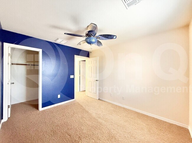 Building Photo - 4559 S Antonio