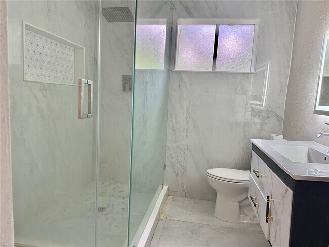 Building Photo - 13318 Ascot Glen Ln