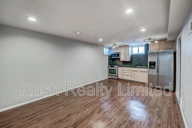 Building Photo - 4745 W 13th Ave