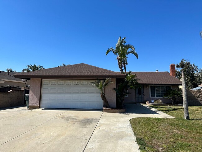 Building Photo - Ontario single 3 bed 2 bath single house