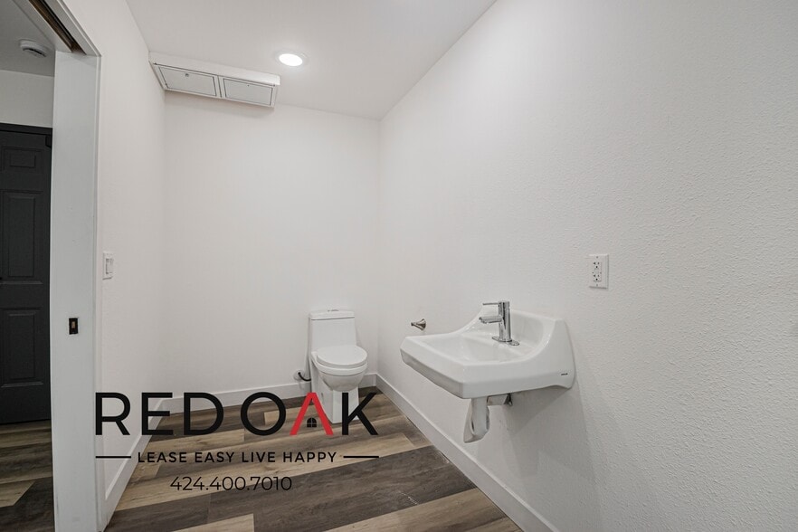 Building Photo - 2837 San Marino St