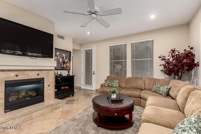 Building Photo - 15221 N Clubgate Dr