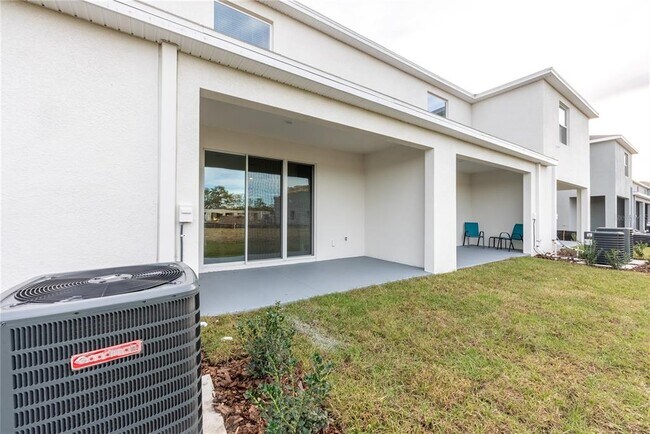 Building Photo - 33027 Tulip Petal Ln