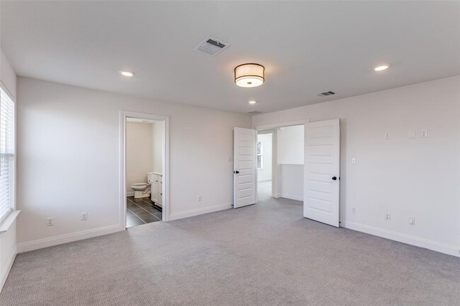 Building Photo - 14217 Silver Lace Ln