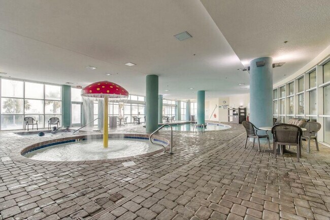 Building Photo - 504 N Ocean Blvd