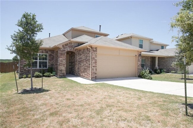 Primary Photo - Beautiful and Spacious 4 BR / 3 BA Home fo...