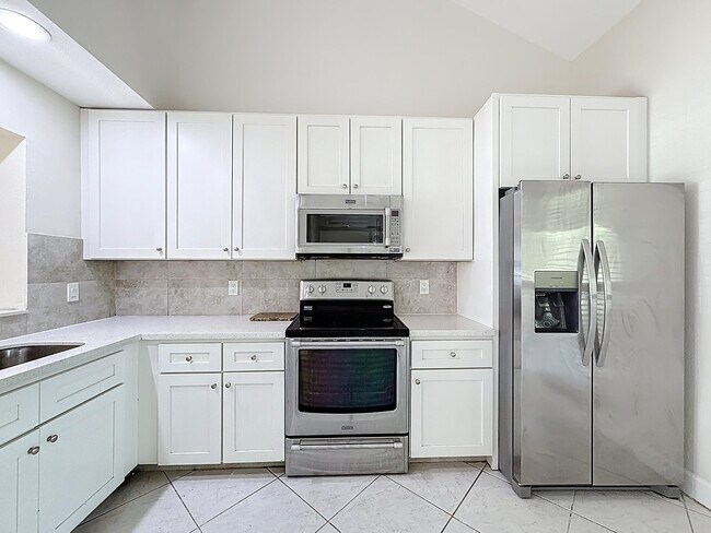 Building Photo - 9278 Ketay Cir