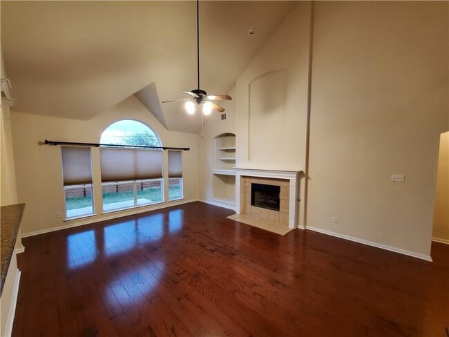 Building Photo - 4310 Reynosa Dr